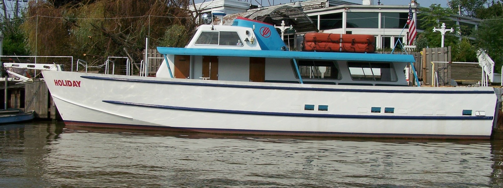 private yacht rental cleveland